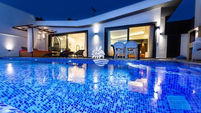 Villa Elegans Duo