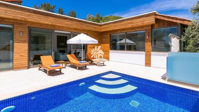 Villa Ella 2