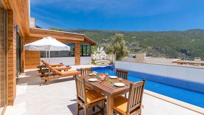Villa Ella 3