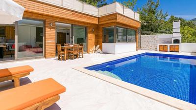 Villa Ella 4