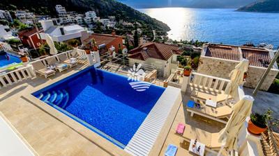 Villa Ketchy
