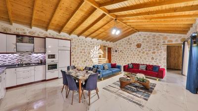 Villa Moonstar