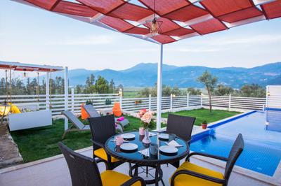 Villa Nar