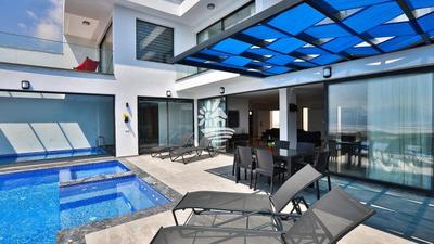 Villa Nirvana