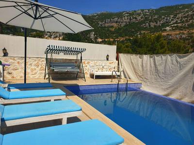 Villa Stone 1