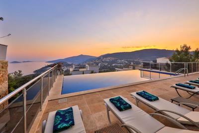 Villa Blue Harmony