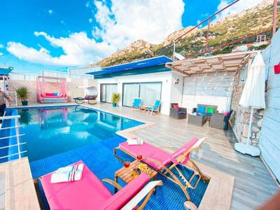 Villa Feel