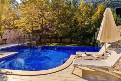 Villa Kozmos 4