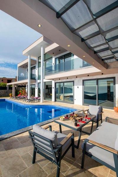 Villa Escape