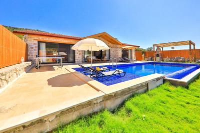 Villa Labor