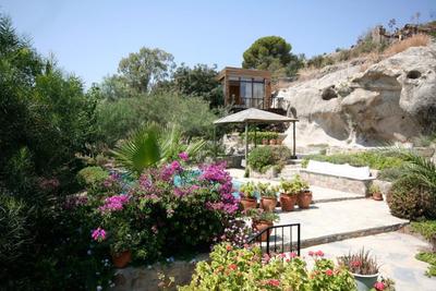 Villa Lotus