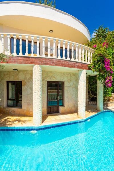 Villa Poppy