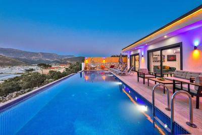 Villa Relif