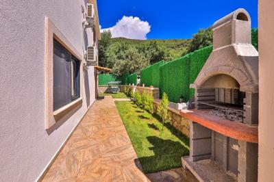 Yigit Villa