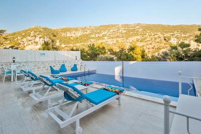 Villa Stone House 2
