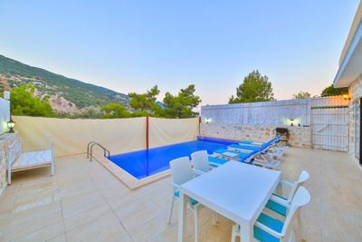 Villa Stone House 1