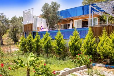 Villa Lal