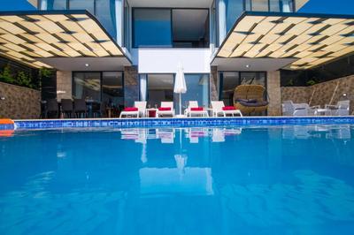 Villa İzo