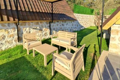 Villa Mulberry Collection Mint