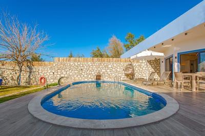 1 Odalı Özel Havuzlu Villa GG124