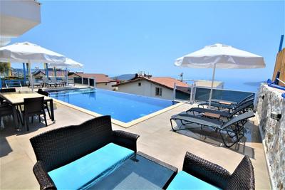 Yeni Villa