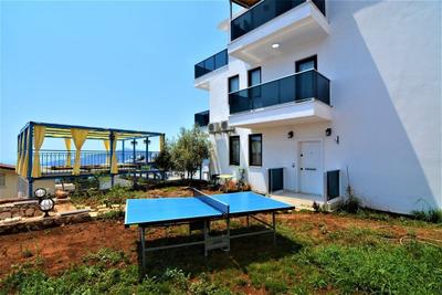 Yeni Villa