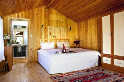 Etenna Bungalow Hotel