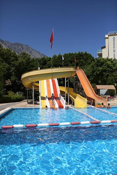 Imperial Sunland Family Resort Hotel
