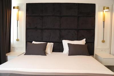 Insuit Luxury Hotel