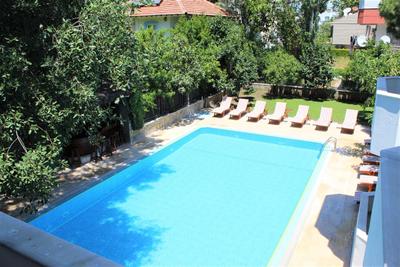 Meşe Hotel