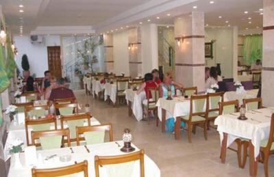 Mr Crane Hotel