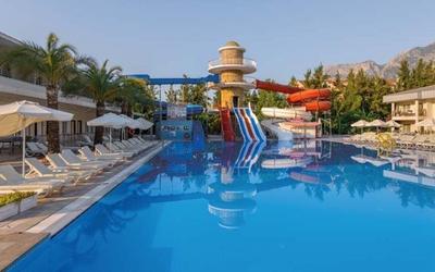 Queen Elizabeth Elite Suite Hotel & Spa