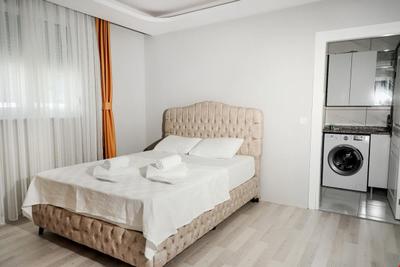 Adam Apart Hotel 2
