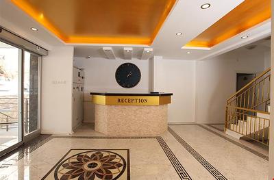Golden Spark Hotel and Apart