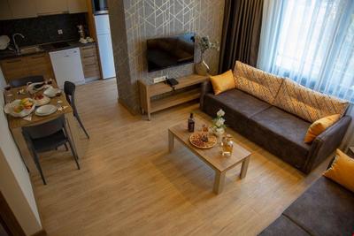 Golden World Hotel