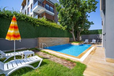 Meyde Suites