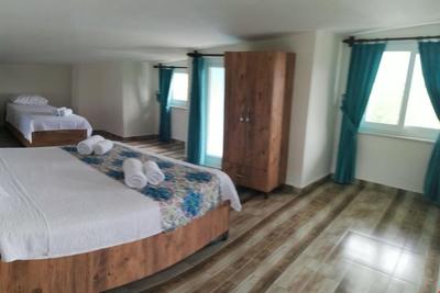Ada Arası Hotel
