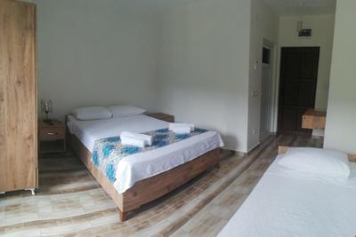 Ada Arası Hotel