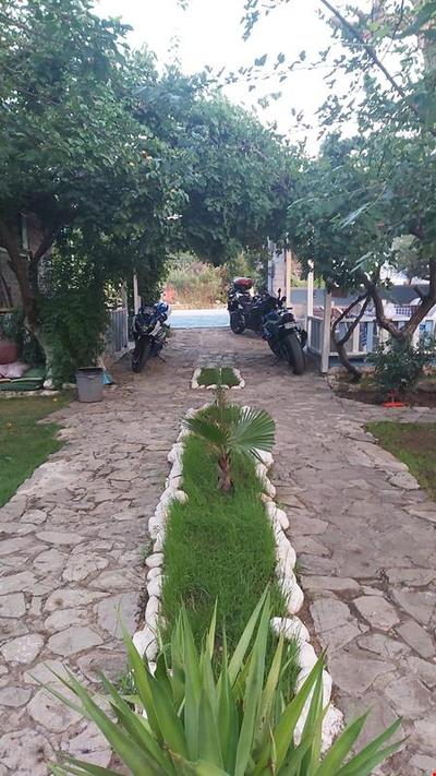 Ata Bungalow