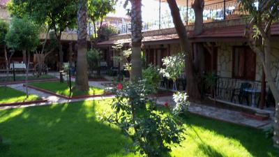 Poseidon Hotel Side
