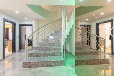 Brandhill Airport Suite
