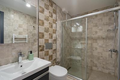 Eluxio Suite Hotel