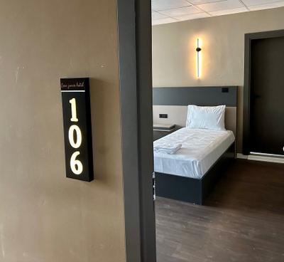 Esse Joven Hotel