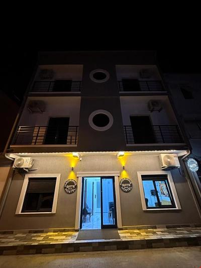 Hadrians Gate Family Hostel