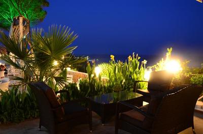 Lara Hotel (+13 Adult Only)