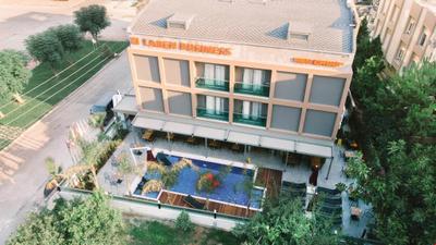 Laren Sea Side Hotel & Spa