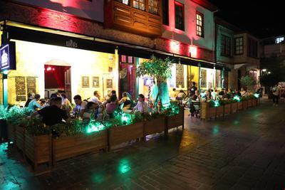 Lords Hostel & Pub