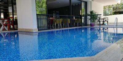 Nun By Laren Hotels