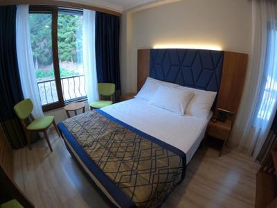 Şavsat Karagöl Hotel
