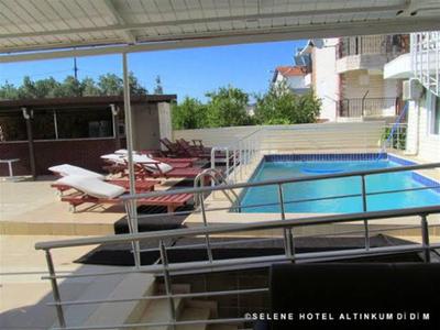 Selene Hotel